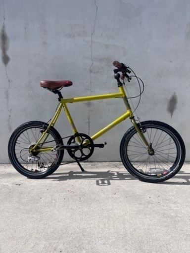 【程度良】BRUNO ブルーノ ミニベロ 20インチ 小径自転車 8段変速ギア付 450mm マスタード