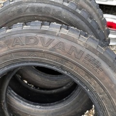 175/65r14 フルピン スパイクタイヤ 4本