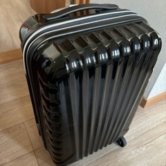 【譲渡先決定】スーツケース 40Lくらい