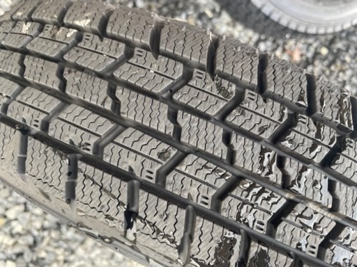 145/80R13 グッドイヤー アイスナビ7 2022年製