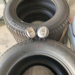 この商品終了致しましたメルカリで売れそうです、なかなかないですよ。誰方かいらっしゃいませんか？　　　　　　　　　　　　ランクルプラドのタイヤ4本セットです