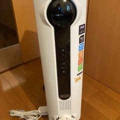 【ネット決済】【美品/お値下げ】デロンギ オイルヒーター JRE...