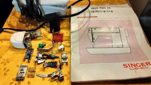 SINGER 家庭用ミシン　モナミ1560