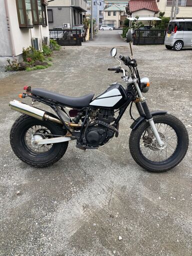 ヤマハ YAMAHA TW200スカチューン ジモティーに限り格安出品