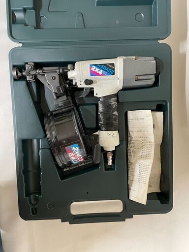 【北見市発】ヒタチ HITACHI 日立 50mmロール釘打機 NV50AG2 年式不明 (D5315wY)