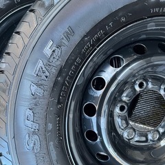 ハイエース　純正　標準タイヤ　ホイール　4本