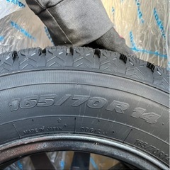 ご購入者様決定致しました！165/70  R14インチほぼ新品スタッドレスタイヤ、中古ホイール付き❗️