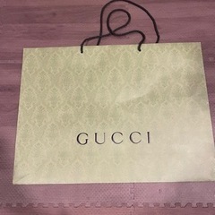Gucci グッチ　紙袋　ショッパー