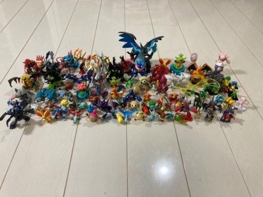 ポケモンフィギュア（中古、手渡し限定）