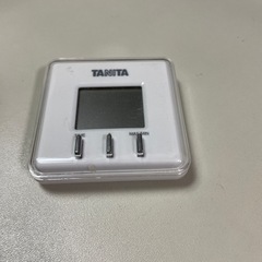 タニタのデジタル温湿度計TT-550