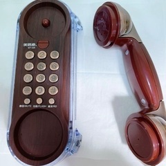 レトロな壁掛け電話、ボトムライト付きのオールドファッションクラシックヴィンテージ電話(赤胴)