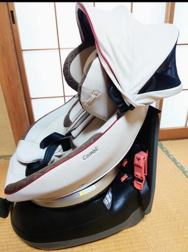 【新生児から使えるチャイルドシート】Combi クルムーヴ・エッグショック