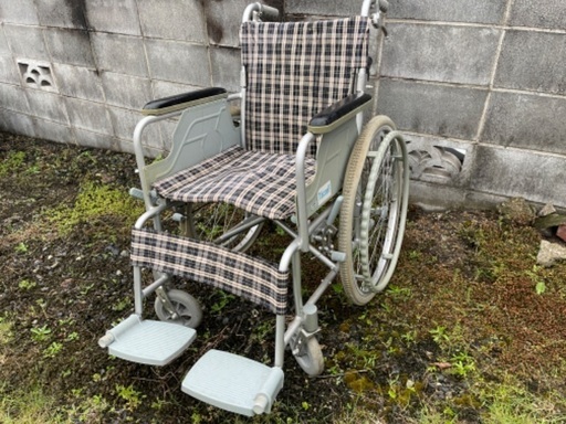 ハンドブレーキ付のアルミ製車椅子 幸和製作所 B-31 京都市上京区で受け渡し 11800円‼️