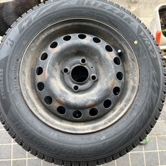 175\\65r14 スタッドレスタイヤ