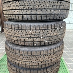 175\\65r14 スタッドレスタイヤ