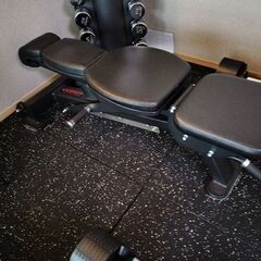 【ほぼ新品】KONGOUのアジャスタブルベンチ(プロ)です