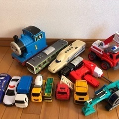 トイコー　おもちゃ　玩具　働く車　ハマー　パトカー　鳩バス　電車...