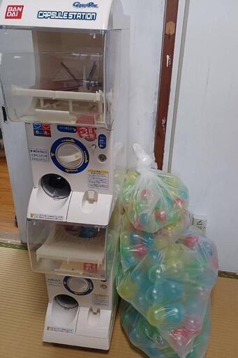BANDAIガチャポンマシン2段式【値下げ】
