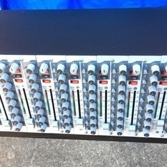 MIDAS XL88 ８x８マトリックスミキサー