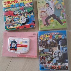 ⑪トーマスDVDなどグッズ３点&体操のお兄さんDVD新品