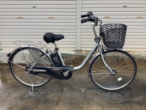 235 パナソニック新機種電動アシスト自転車viviDX26インチ　シルバーボディー