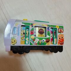 アンパンマン列車　電池付き(音鳴るのですぐ遊べます♪)　知育玩具