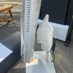 リサイクルショップどりーむ荒田店　No9070 赤外線ヒーター　２０２２年製　コロナ　AH-12RA　定価約３万円！　高年式♪　早い者勝ち♪