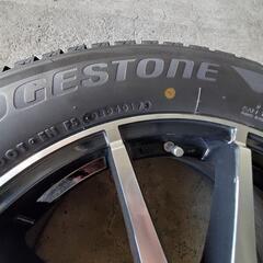 美品スタッドレスタイヤホイールセット