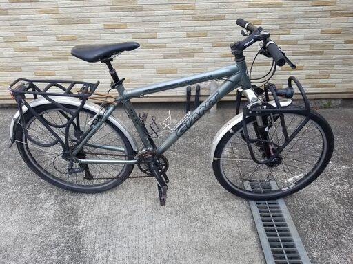 中古自転車 ジャイアント3×8段変速 480ｍｍ ＬＥＤオートライト 軽整備済み 防犯登録対応 町田市 相模原市044MM