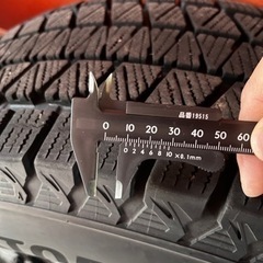 ラングラー用スタッドレスタイヤ　265/70R17 DM-V3