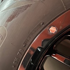 ラングラー用スタッドレスタイヤ　265/70R17 DM-V3