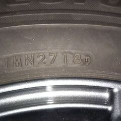 購入者ほぼ決定195/65R15 プリウスのスタッドレスです。