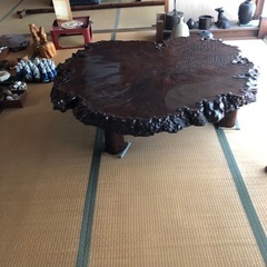 直径1m以上の黒檀テーブル