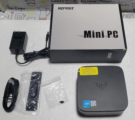 格安！2023年モデル！ほぼ新品！超小型PC！SSD＋HDD内蔵！動作良好！Microsoft Office導入済！