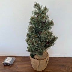 クリスマスツリーLEDライト付き　70cm