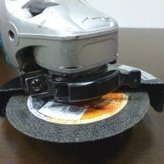 makita 充電式 18V 100mm ディスクグラインダ GA412D 本体 バッテリー×1個付き マキタ 札幌市東区 新道東店