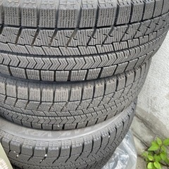 スノータイヤブリザックVRX