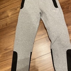 スポーツ(Adidas/Puma)パンツとシャツ