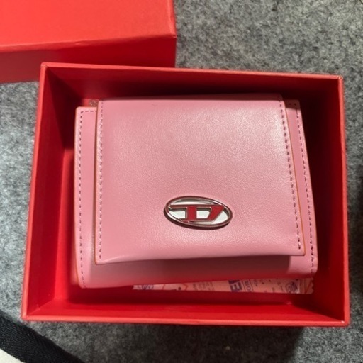 DIESEL財布新品
