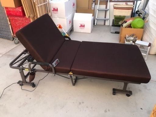 アイリスオーヤマ 電動リクライニング折り畳みベッド シングルサイズ