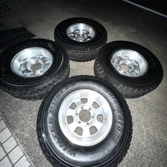 スタッドレス　BS　ウインターデューラー　２６５－７０R　15