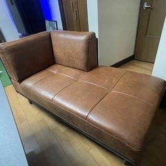 期間限定でお値引き】レザーテックス2Pソファ右肘タイプ