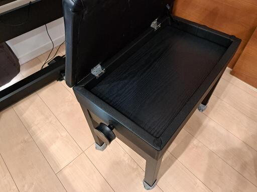 【値下げしました！】電子ピアノ(カシオ　privia　PX -760)　ピアノ椅子付き