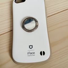 iFace iPhoneSEの時に使っていました