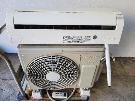 限定1台ですよ❗標準取り付け工事込み❗クリーニング済み　2018年式❗HITACHI白くまくん冷暖房エアコン