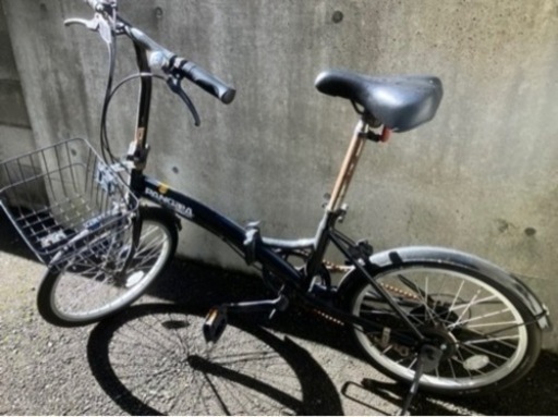 《近場なら配送します》早い物勝ち　折りたたみ自転車　ギア付き　鍵付き　ライト付き
