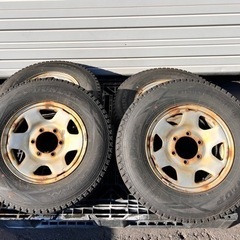 195/80R15 LT スタッドレスタイヤ、ホイール4本セット ハイエース等に