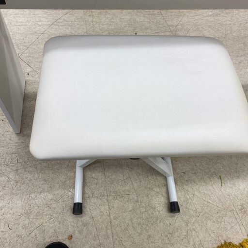 □10182□美品□KORG 電子ピアノ LP180 ホワイト オルガン ピアノ 椅子