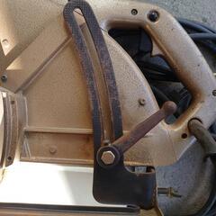 ☆マキタ☆16型大型丸ノコ☆モデル5402-A☆388mm-415mm☆木工用☆DIY☆電動工具☆

 