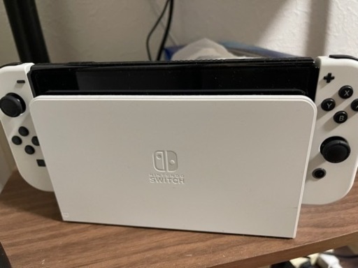 Switch 有機EL プロコン、スプラトゥーンSwitchケース付き Nintendo